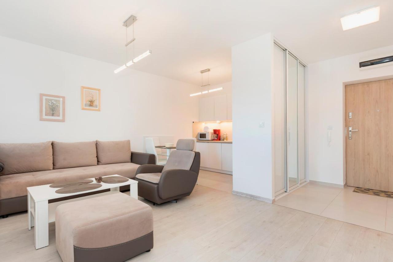 Wind Rose Quarter Apartments By Noclegi Renters سفينويتشي المظهر الخارجي الصورة